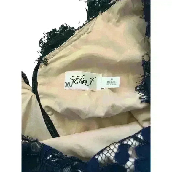 Eliza J Navy Blue Lined Lace Overlay Navy Cocktail Dress Women’s Sz 0 P - Picture 8 of 8